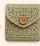 Button flap pouch
